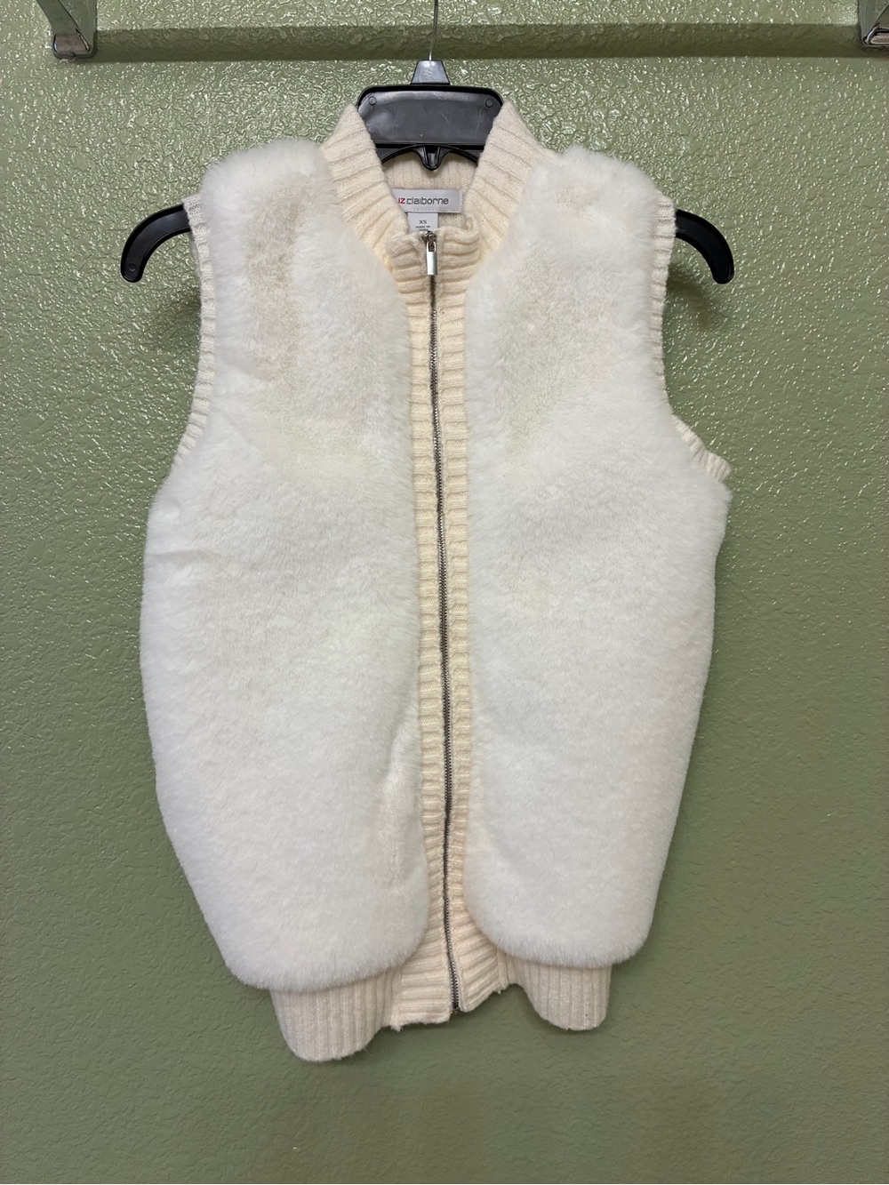 Liz Claiborne Cream Faux-Shearling Zip Vest